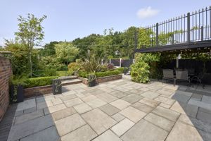 Photo 26- click for photo gallery